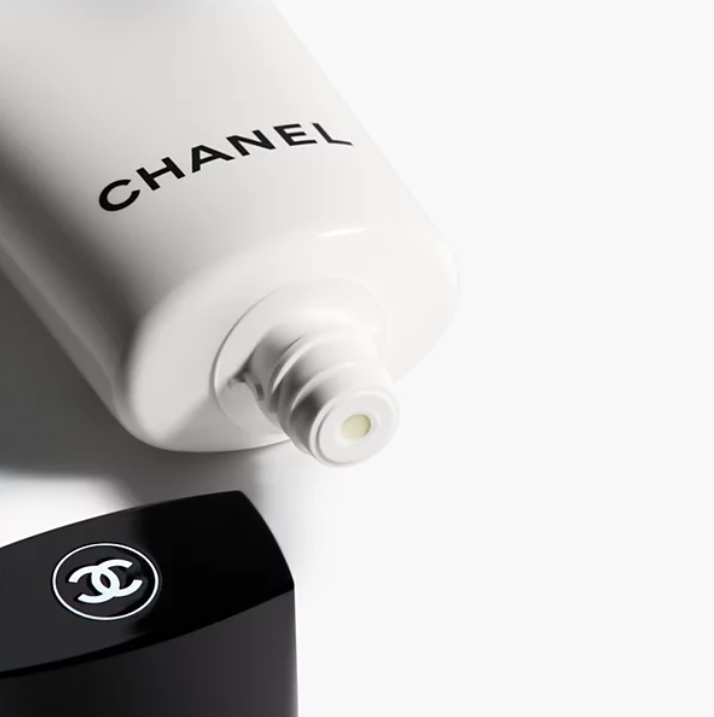 Chanel 香奈儿山茶花洁面 8.5折 $51（约368.91元）购物返利请关注公众号：芒省真好省